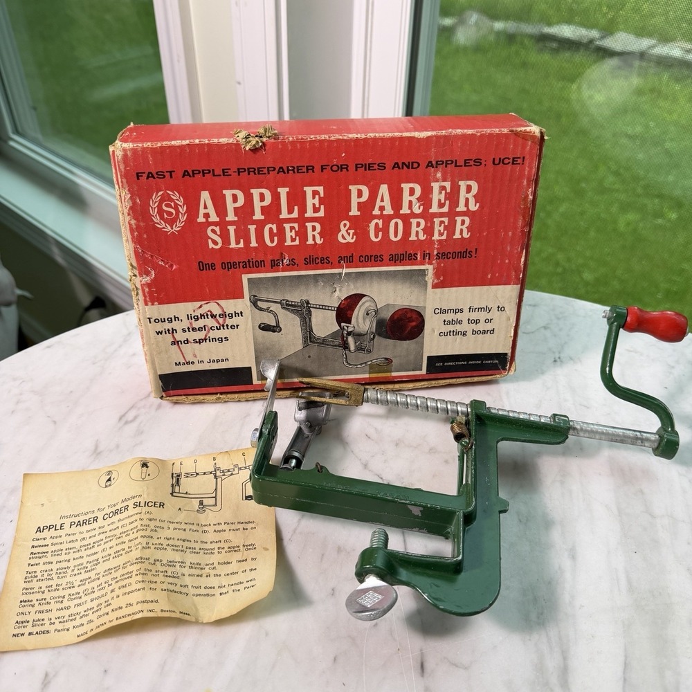 Vintage Bandwagon Apple Parer Slicer Corer Green Metal Table Clamp‎ Japan Boxed